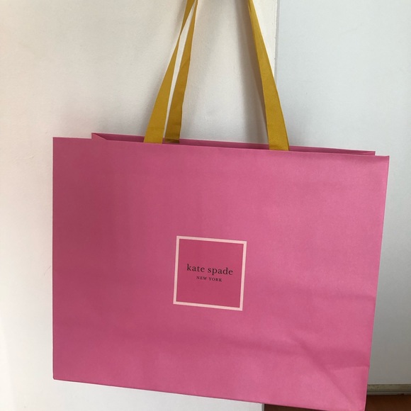 Shopping 🛍️ bags from Bloomingdale's, Kate spade NEWYORK ♠️ Apple 🍎 store . - Picture 7 of 9
